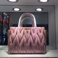 miumiu2017新款包包
