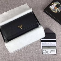 普拉达钱包如何看型号
