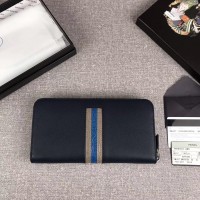 prada17新款钱包