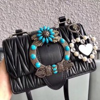 miumiu高...