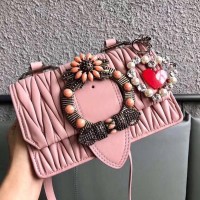 miumiu顶...