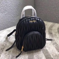 高仿miumiu包包