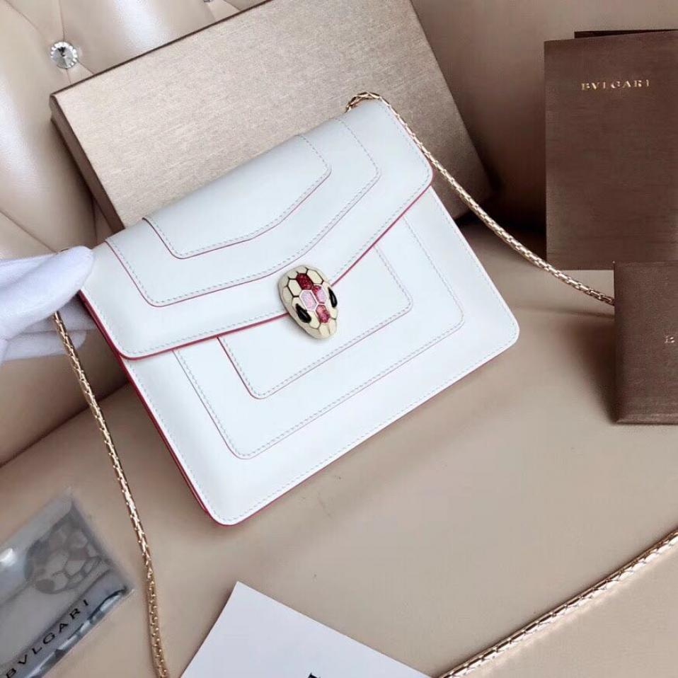 宝格丽蛇头包哪买便宜购物加微信bag88866 